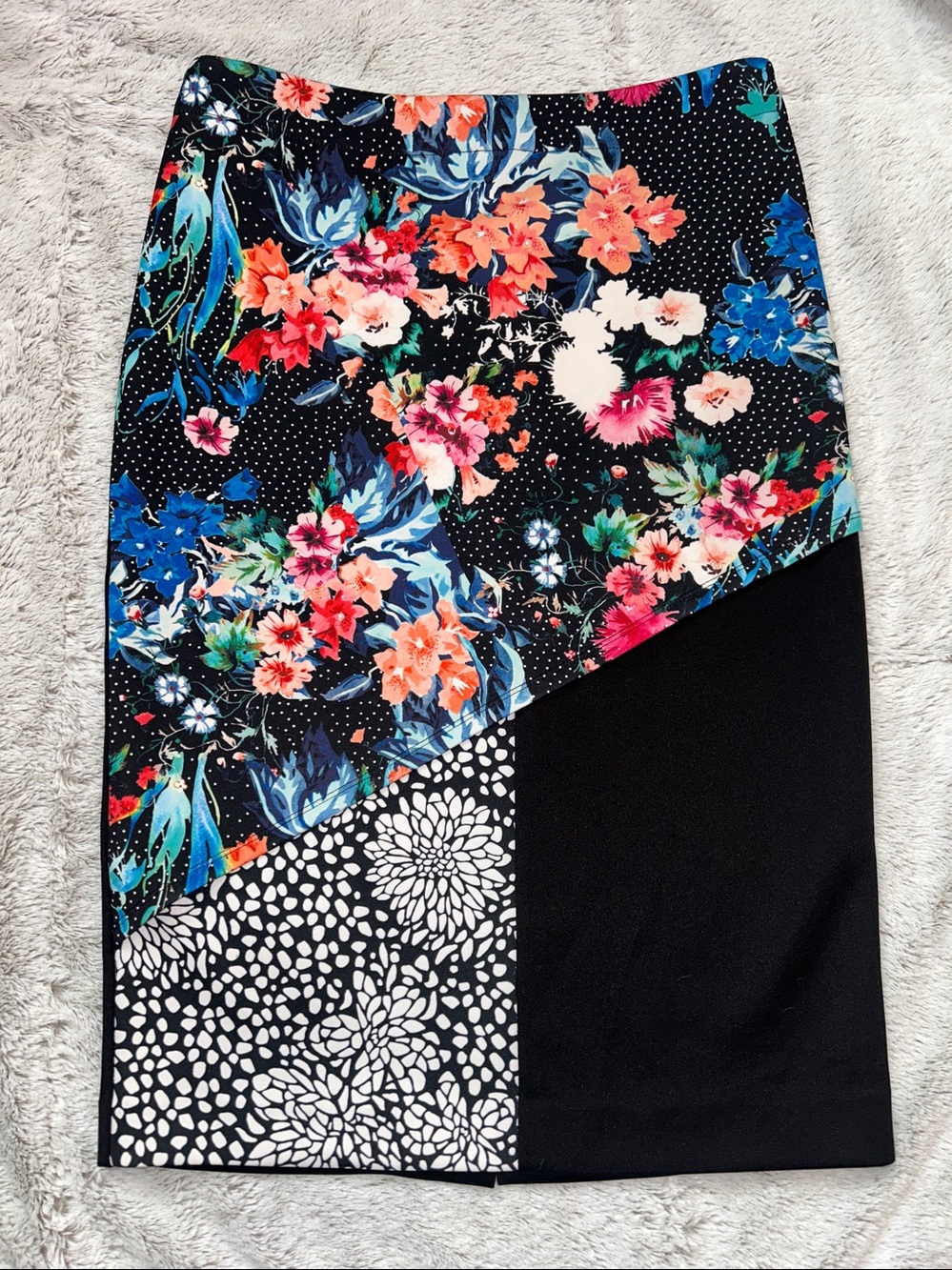 Nicole Miller Floral Patchwork Pencil Skirt Size 10
